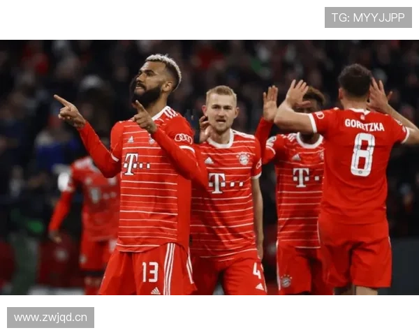 拜仁陷入失控危机！新赛季战术混乱与阵容不稳，豪门地位岌岌可危？