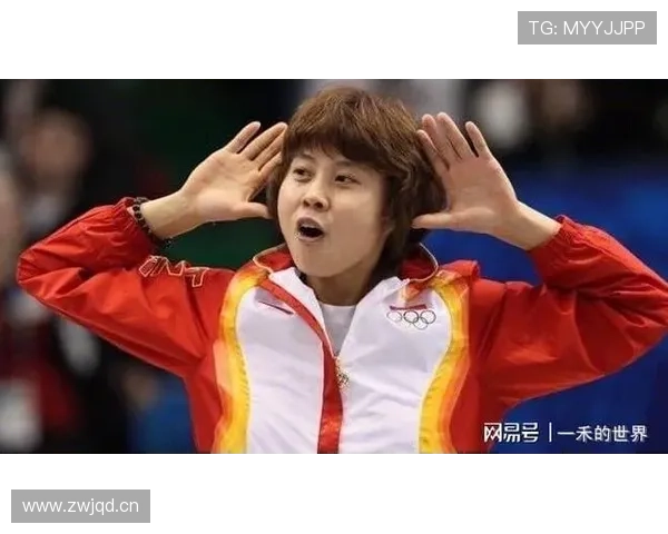 王濛家里饭桌上那个红包，普通人绝对凑不起的数目！