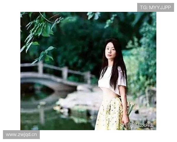 李梦比赛里像邻家拼命姐，刷到生活照瞬间就怀疑她的工资长得什么样